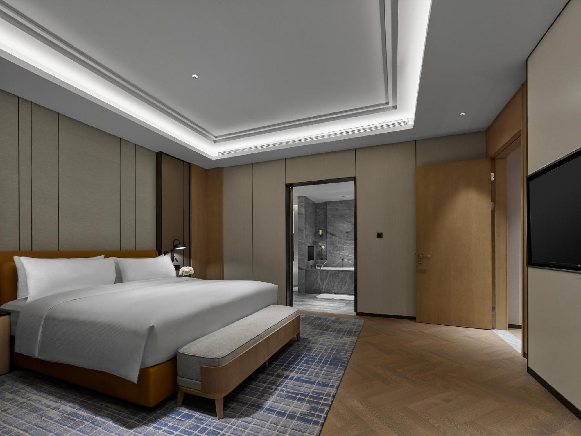 Doubletree By Hilton Chengdu Riverside - Close To Panda Base And Chengdu East Railway Экстерьер фото