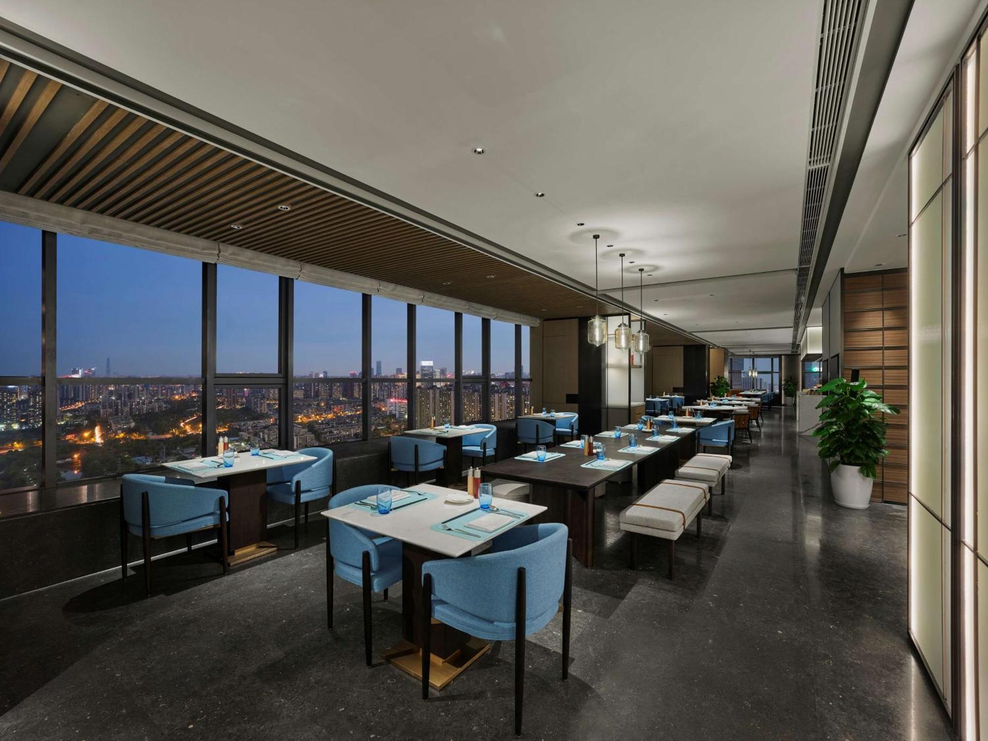 Doubletree By Hilton Chengdu Riverside - Close To Panda Base And Chengdu East Railway Экстерьер фото